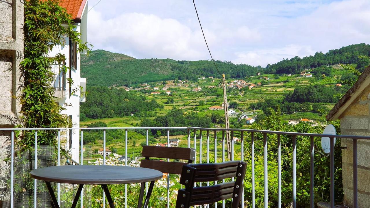 Casa Caminho Da Ponte Apartment Moncao Ngoại thất bức ảnh